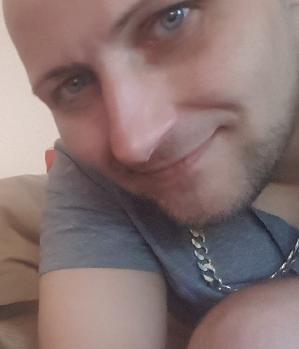 Zum Profil von Sven553276