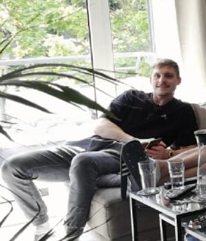 Zum Profil von Tobi1195