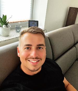 Zum Profil von Tom30000