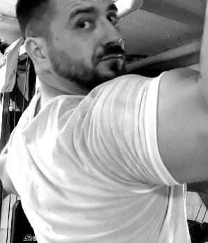 Sex Inserat von: Tomhardy82