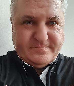 Zum Profil von Umbrella