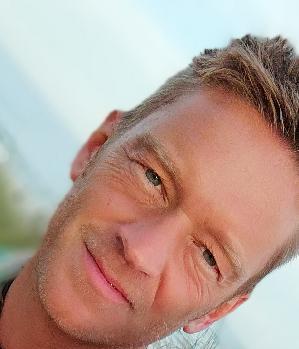 Zum Profil von Urmelie