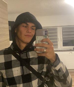 Zum Profil von Veneno15342