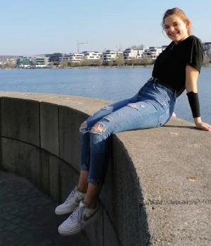 Vivien12
