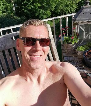 Zum Profil von Who_Are_You