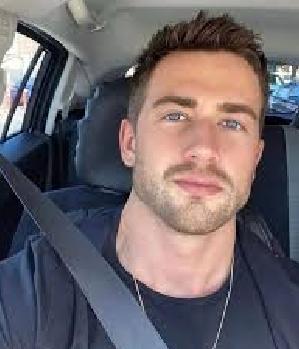 Zum Profil von Wizzyy