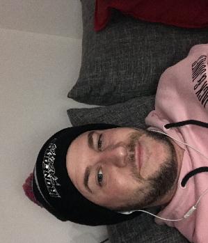 Zum Profil von Yabo26