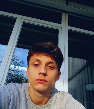YoungChris99