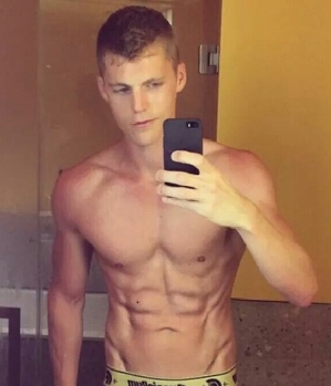 Zum Profil von abnormal87