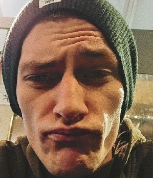 Zum Profil von bennex