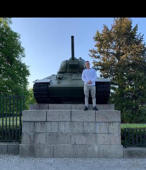 Zum Profil von csabanov571