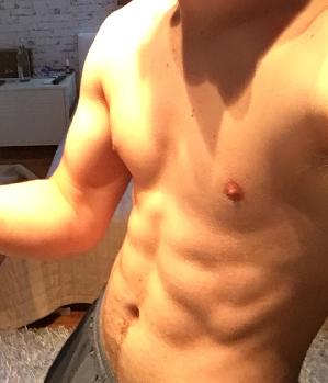 Zum Profil von hello222