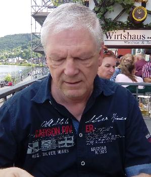 Zum Profil von hotwolf51