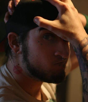 Zum Profil von loveshot123