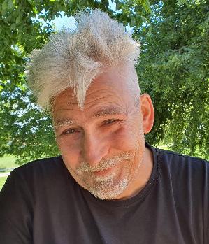 Zum Profil von magKF87600