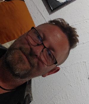 Zum Profil von necaroid