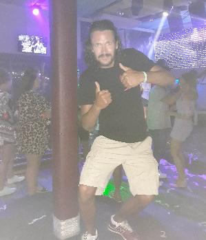 Zum Profil von ombre1