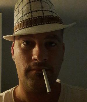 Zum Profil von party2468