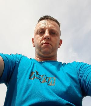 Zum Profil von rafa199kik