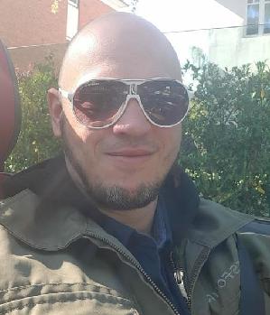 Zum Profil von robbe75