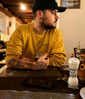 Zum Profil von ronX94