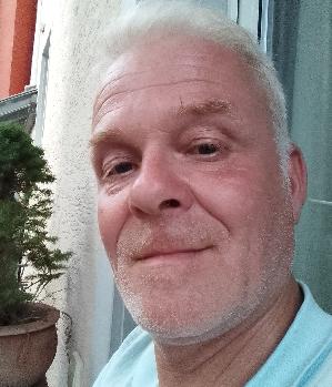 Zum Profil von sandelholz21