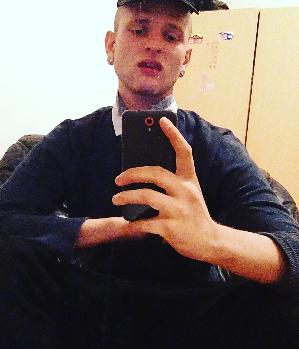 Zum Profil von x3marix3