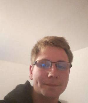 Zum Profil von xlars96x