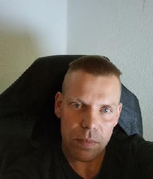 Zum Profil von zubzero